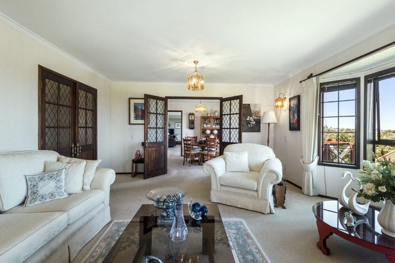 Photo of property in 32 Onetaunga Road, Chatswood, Auckland, 0626