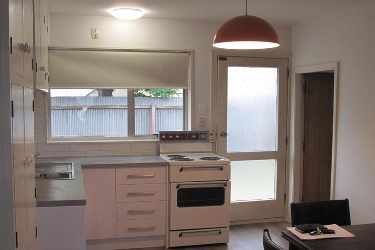 Photo of property in 2/372 Hereford Street, Linwood, Christchurch, 8011