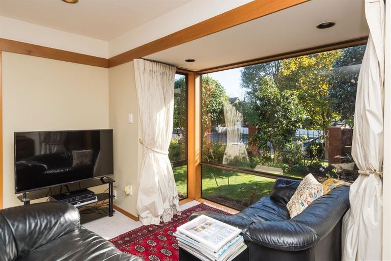 Photo of property in 2a Wai-iti Terrace, Burnside, Christchurch, 8053