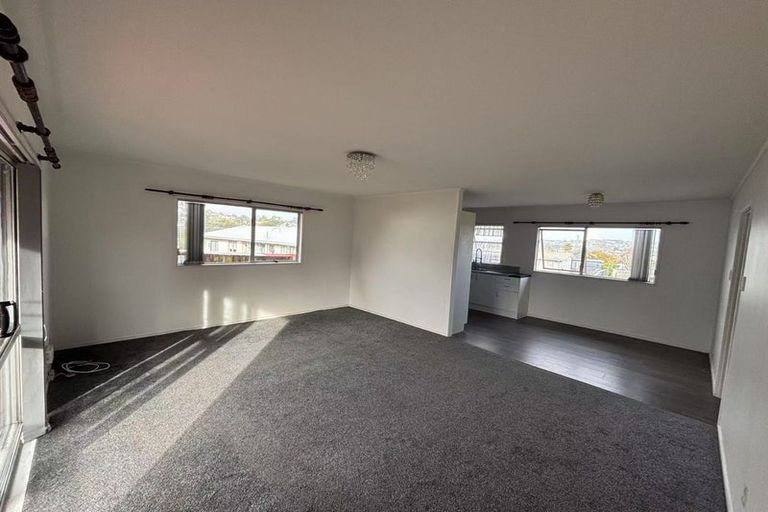 Photo of property in 7 Helleur Road, Massey, Auckland, 0614