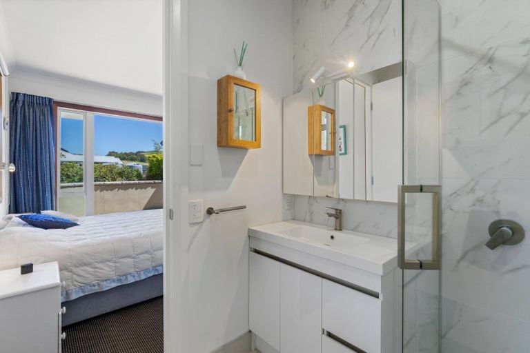 Photo of property in 2/154 Mapara Road, Acacia Bay, Taupo, 3385