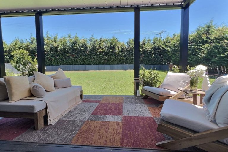 Photo of property in 11 Arabella Way, Waipukurau, 4200