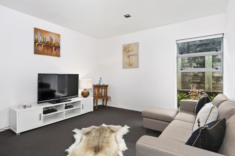 Photo of property in 71 Norm Freeman Drive, Te Puke, 3119