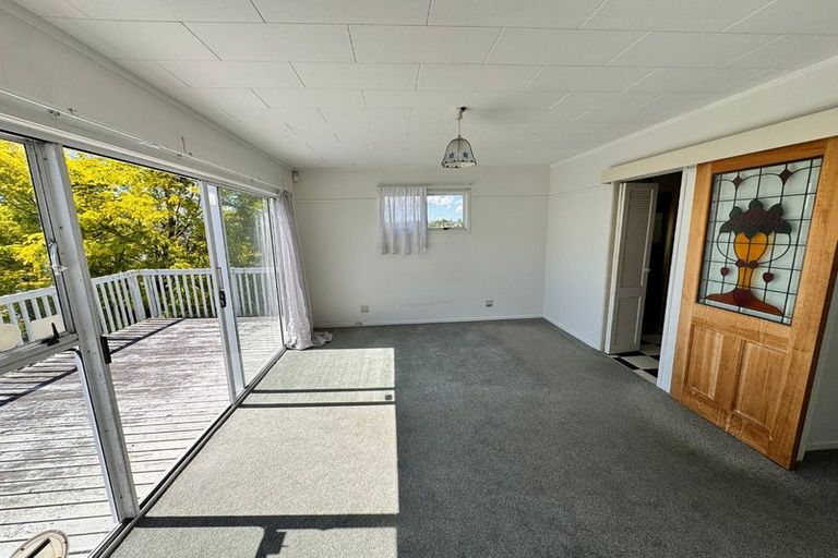 Photo of property in 279 Pakuranga Road, Pakuranga Heights, Auckland, 2010