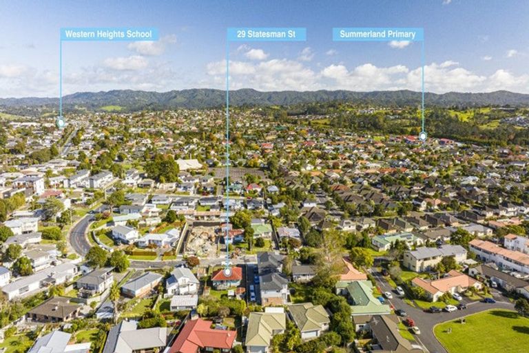 Photo of property in 29 Statesman Street, Henderson, Auckland, 0612