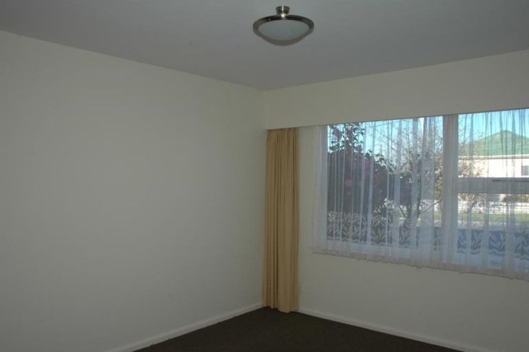 Photo of property in 1/180 Edgeware Road, Edgeware, Christchurch, 8013