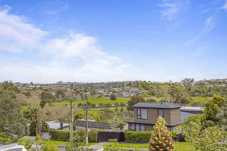 Photo of property in 59 Sylvan Avenue, Northcote, Auckland, 0627