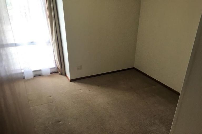 Photo of property in 10 Quiet Street, Te Atatu South, Auckland, 0610