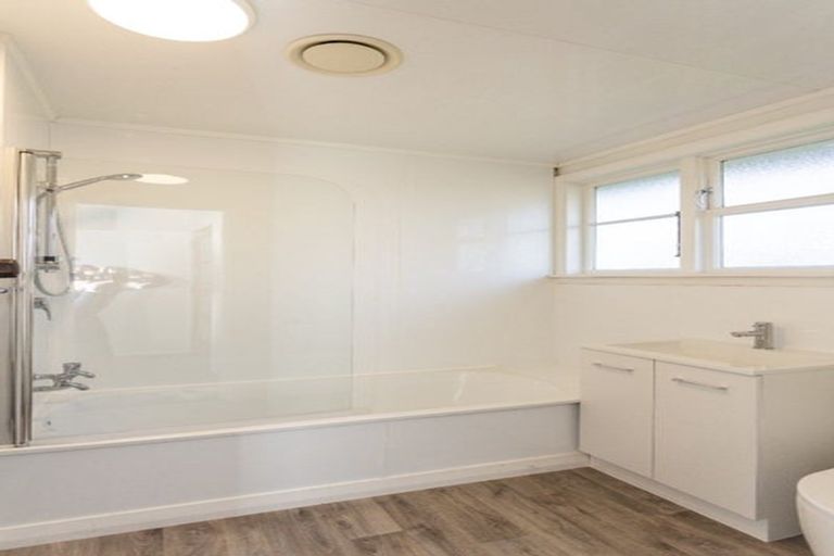 Photo of property in 57 Skipton Street, Mairehau, Christchurch, 8013