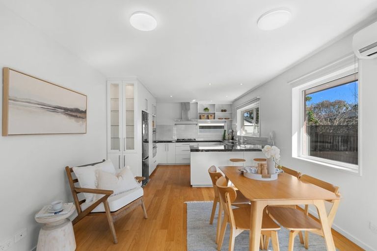 Photo of property in 3 Haslett Place, Upper Riccarton, Christchurch, 8041