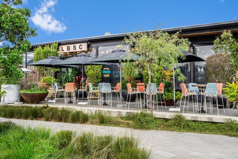 Photo of property in 20 Glenvar Road, Torbay, Auckland, 0630