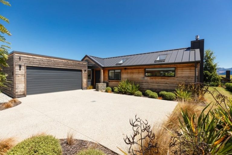 Photo of property in 40 Mcadam Drive, Jacks Point, Queenstown, 9371