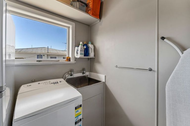 Photo of property in 2 Martin Avenue, Wakefield, 7025