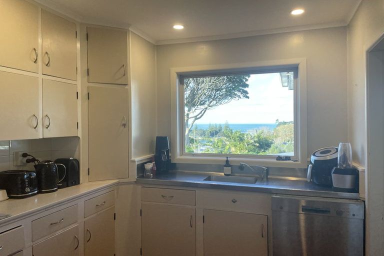 Photo of property in 7 River Road, Red Beach, 0932