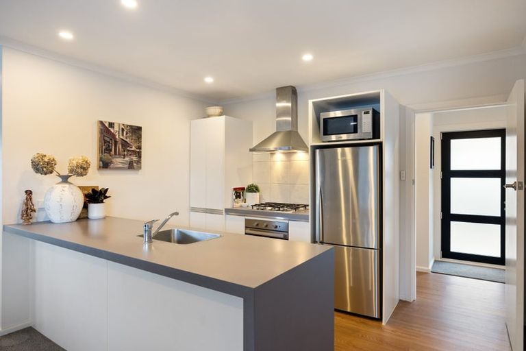 Photo of property in 2/172 Cashmere Road, Hoon Hay, Christchurch, 8025