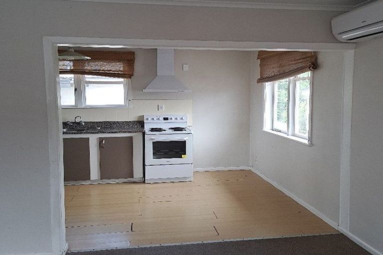 Photo of property in 4/112 Portage Road, New Lynn, Auckland, 0600