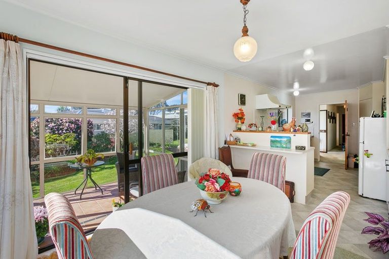 Photo of property in 53 Mcfarlane Street, Oakura, 4314