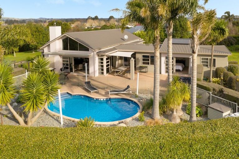 Photo of property in 39r Bradley Avenue, Pyes Pa, Tauranga, 3112
