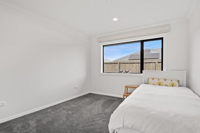 Photo of property in 19 Hickmott Street, Rangiora, 7400