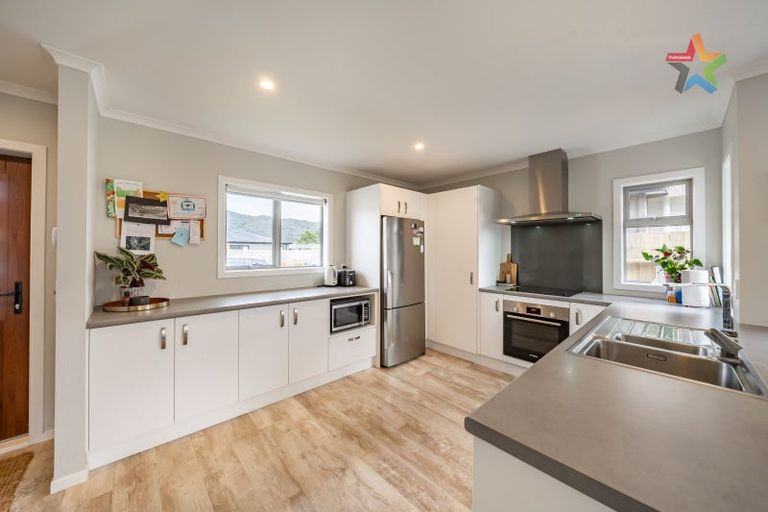 Photo of property in 59 Grovedale Square, Wainuiomata, Lower Hutt, 5014