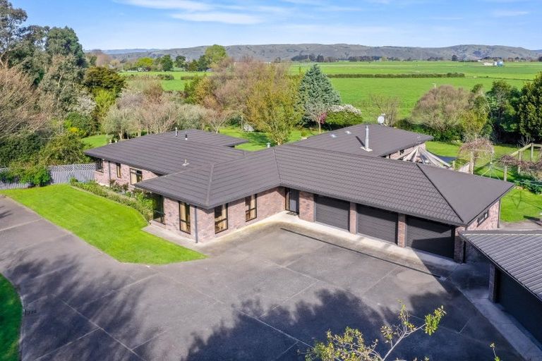 Photo of property in 36 Papawai Road, Greytown, 5794