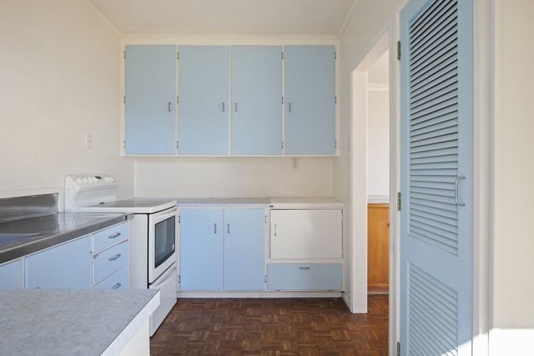 Photo of property in 2/17 Kent Street, Waiuku, 2123