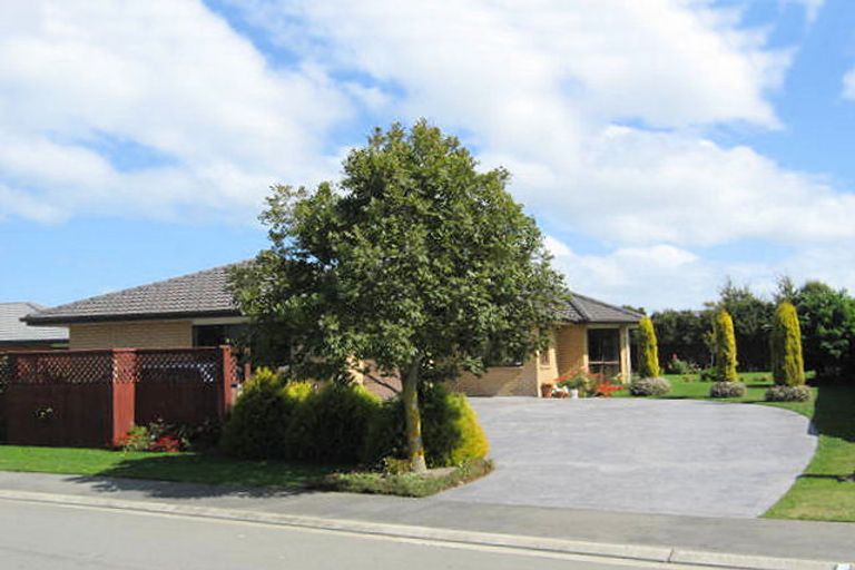 Photo of property in 6 Monet Vale, Rolleston, 7614