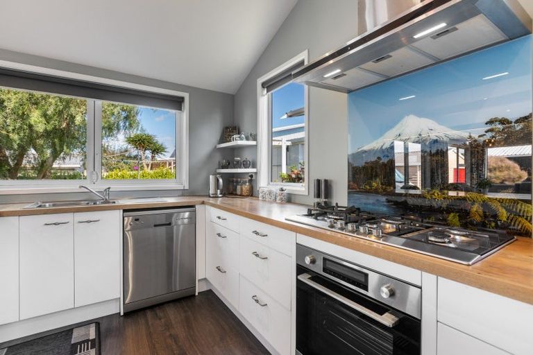 Photo of property in 5a High Street West, 4320