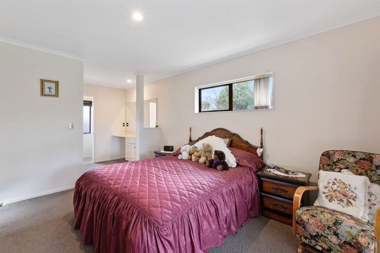 Photo of property in 6 Monet Vale, Rolleston, 7614
