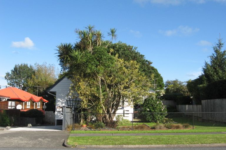 Photo of property in 1/141 Reeves Road, Pakuranga Heights, Auckland, 2010