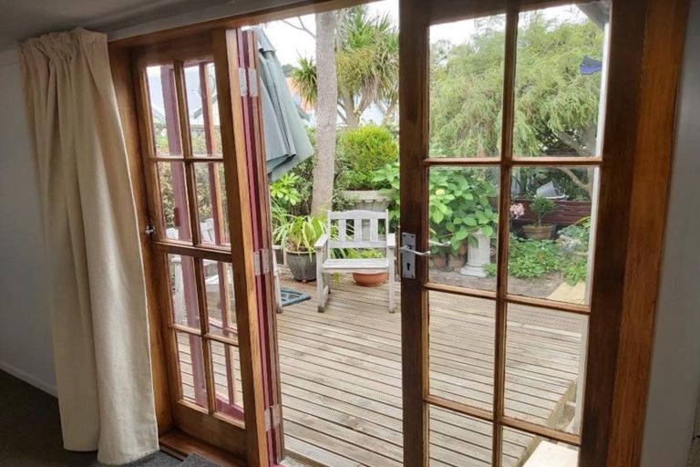 Photo of property in 93 Constable Street, Newtown, Wellington, 6021