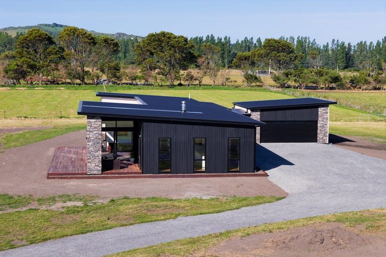 Photo of property in 23 Te Ao Wharepapa Lane, Peketa, 7373