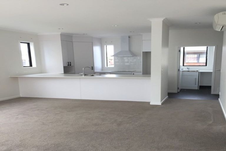 Photo of property in 4 Pheasant Lane, Hobsonville, Auckland, 0616