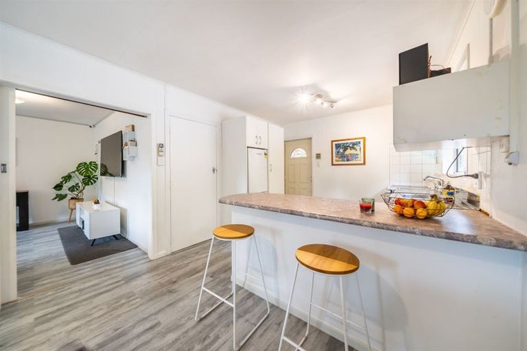 Photo of property in 15 Gawler Grove, Wainuiomata, Lower Hutt, 5014