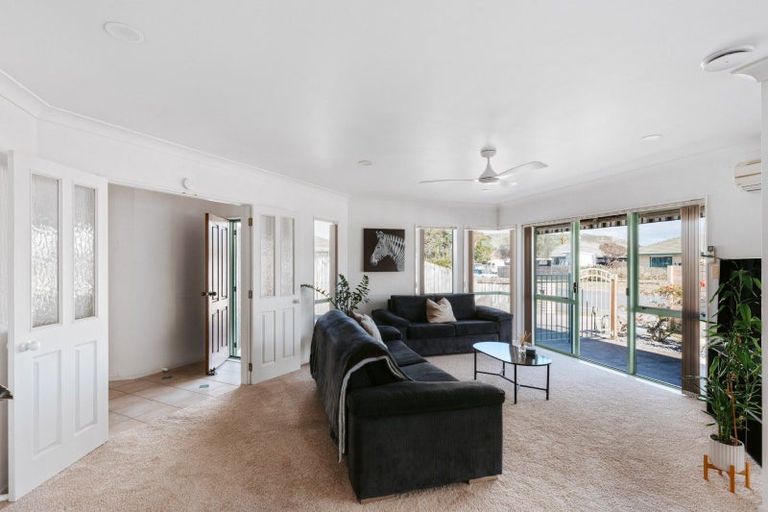Photo of property in 160 Pacific View Road, Papamoa Beach, Papamoa, 3118