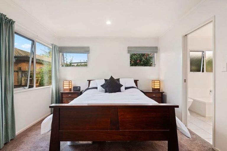 Photo of property in 492b Hibiscus Coast Highway, Orewa, 0931