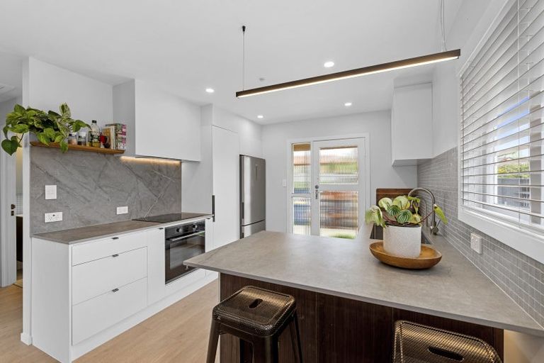 Photo of property in 3b Paton Avenue, Te Atatu South, Auckland, 0610