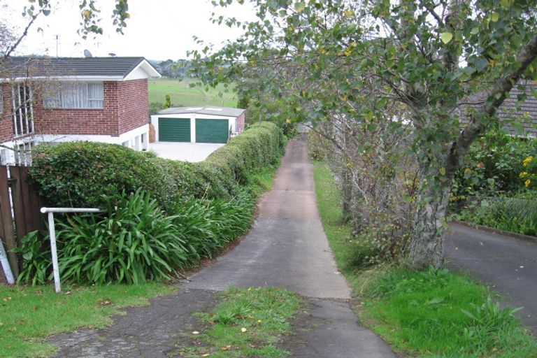 Photo of property in 414 Don Buck Road, Massey, Auckland, 0614