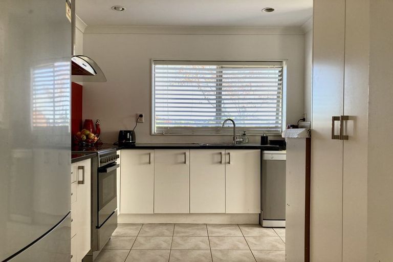 Photo of property in 20 Mili Way, Ranui, Auckland, 0612