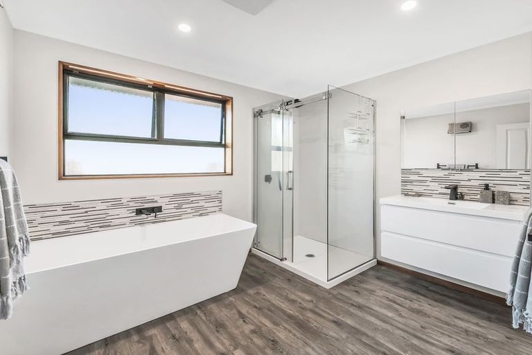 Photo of property in 335 Wigram Road, Halswell, Christchurch, 8025