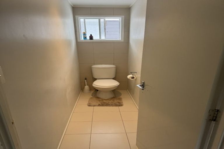 Photo of property in 32a Bayview Road, Bayview, Auckland, 0629