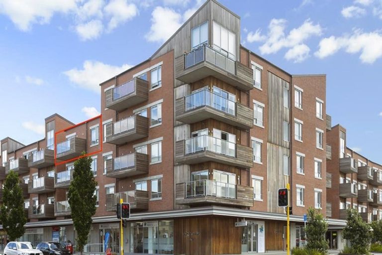 Photo of property in 304/160a Hobsonville Point Road, Hobsonville, Auckland, 0616