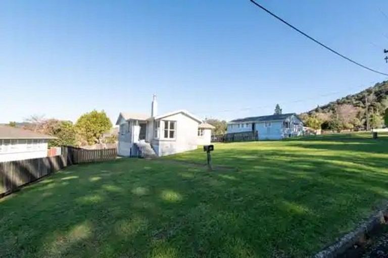 Photo of property in 54 Thomas Crescent, Western Heights, Rotorua, 3015