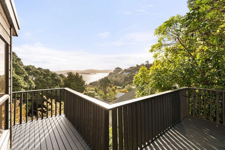 Photo of property in 19 Kaitawa Road, York Bay, Lower Hutt, 5013