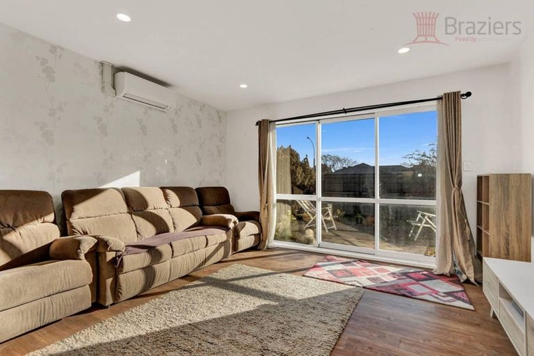 Photo of property in 17 Kearneys Road, Linwood, Christchurch, 8062