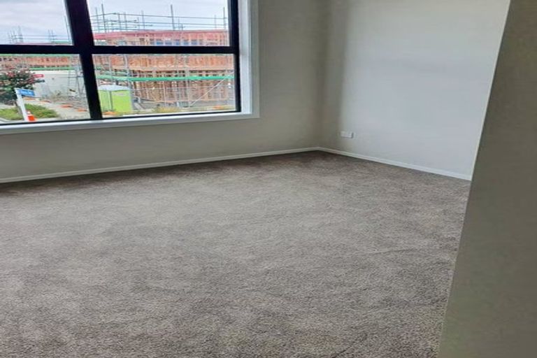 Photo of property in 15 Desalt Drive, Hobsonville, Auckland, 0616