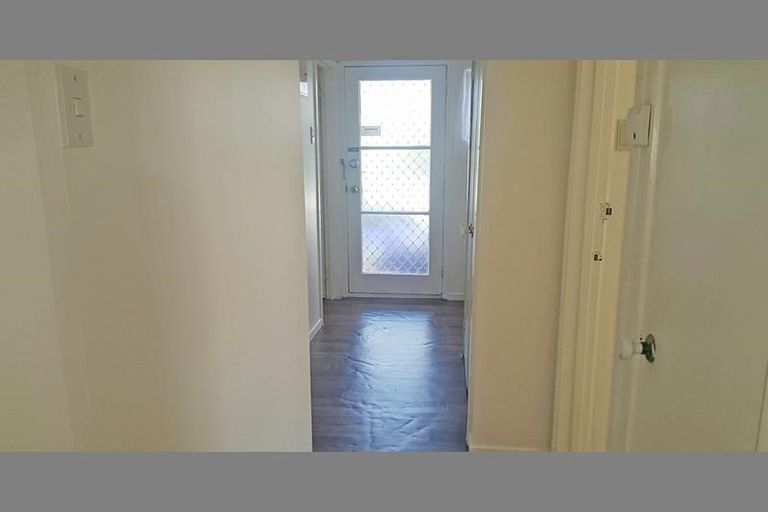 Photo of property in 2/29 Avis Avenue, Papatoetoe, Auckland, 2025