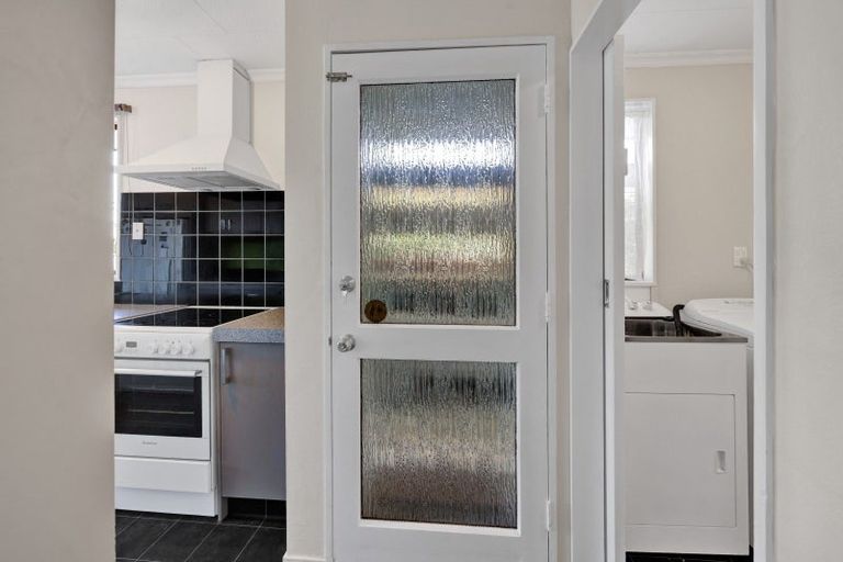 Photo of property in 38 Glamis Avenue, Bell Block, New Plymouth, 4312