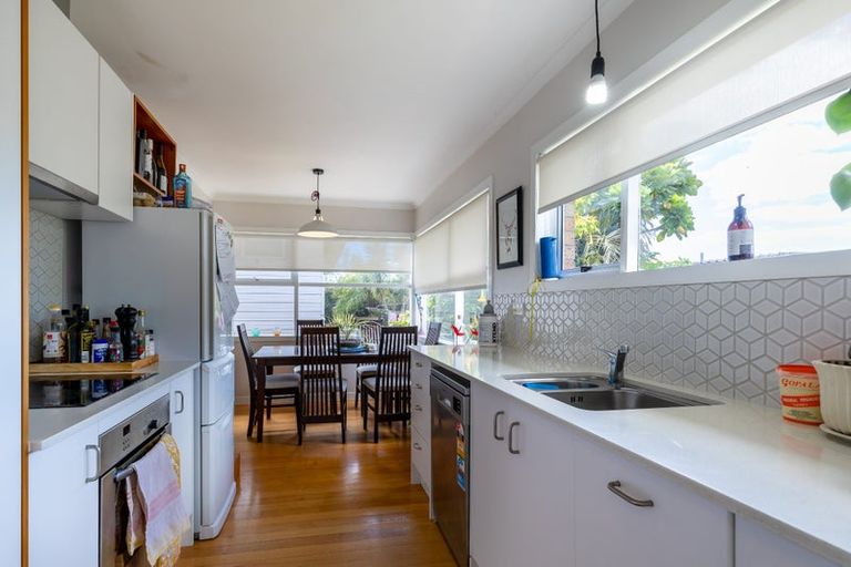 Photo of property in 12 Shetland Street, Glen Eden, Auckland, 0602