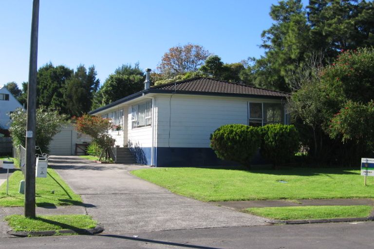 Photo of property in 1/9 Pauline Place, Bucklands Beach, Auckland, 2014
